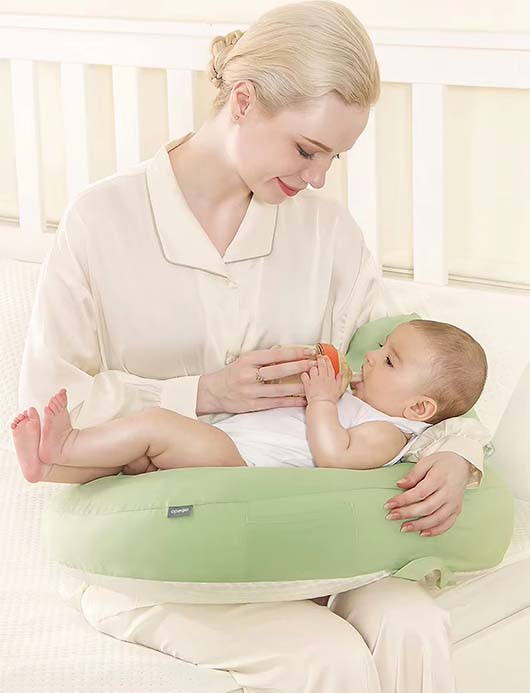 Breastfeeding pillow